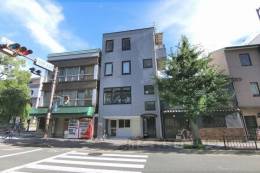 岩田ビル外観写真