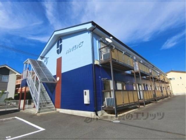 メゾングランピア外観写真2