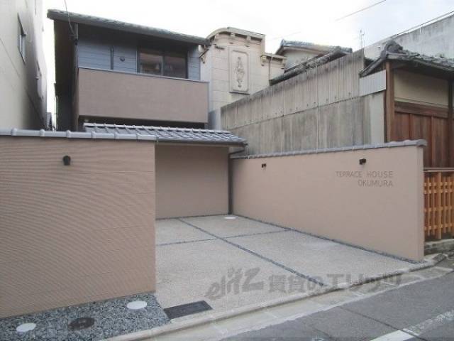 TERRACE HOUSE OKUMURA外観写真1