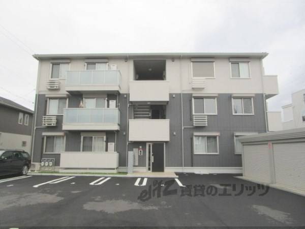 126011の外観写真