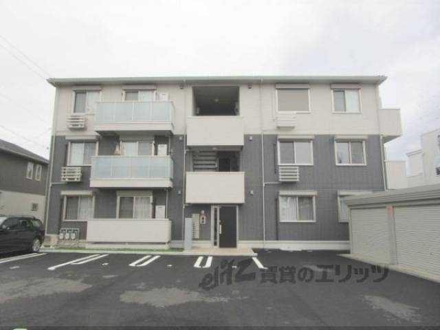 フラン岡外観写真1