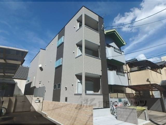 ハーモニーテラス勧修寺平田町外観写真1
