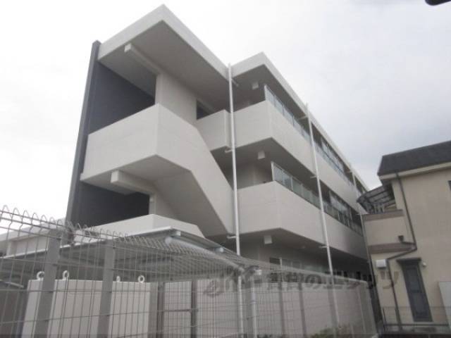 エストリュエル外観写真2