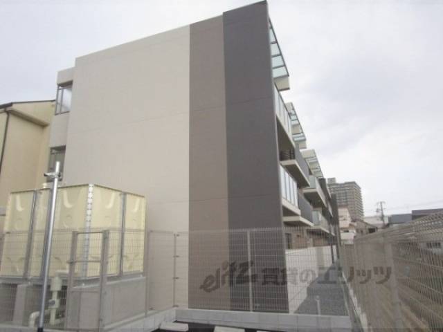 エストリュエル外観写真3