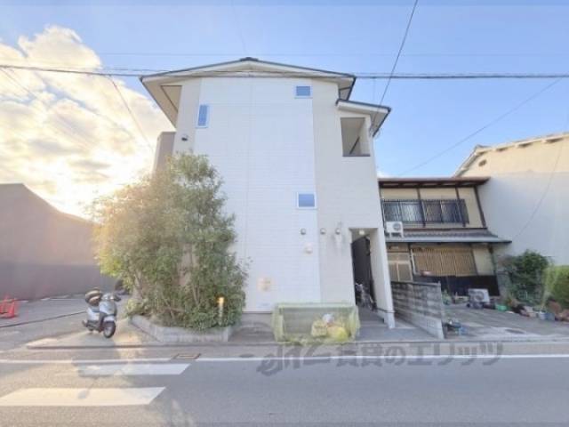 ハーモニーテラス鳥羽街道外観写真2