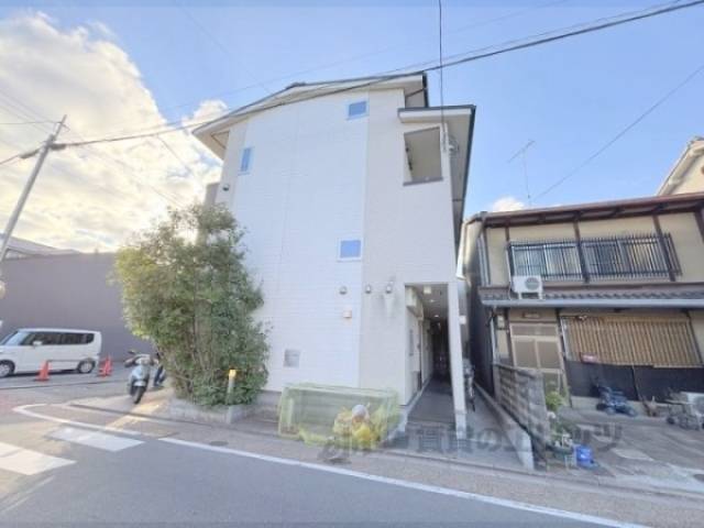 ハーモニーテラス鳥羽街道外観写真3
