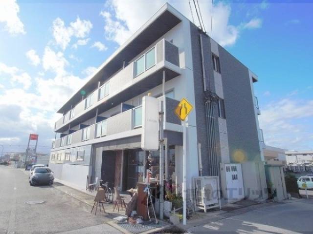 キャトルセゾン外観写真1