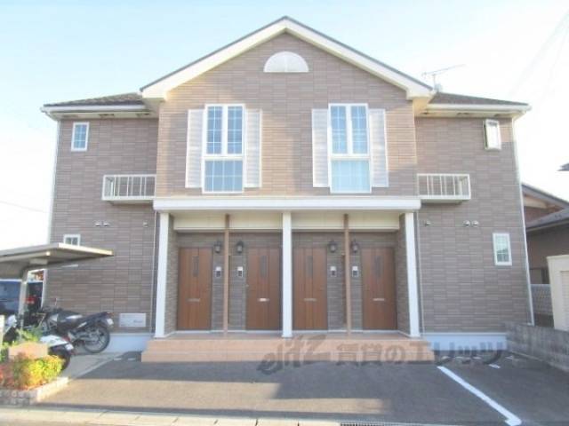 ネオ　レジデンス外観写真1