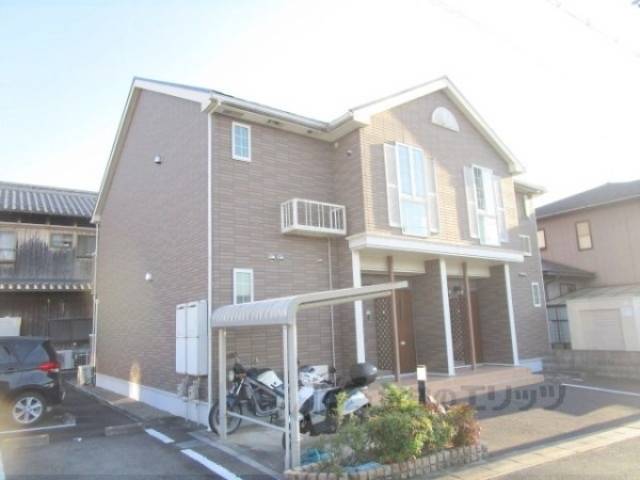 ネオ　レジデンス外観写真2