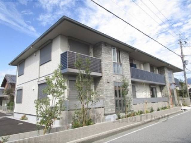 ノーブルパレス外観写真2