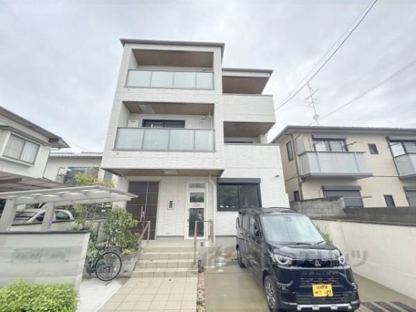 127005の外観写真