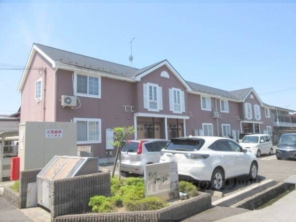 127040の外観写真