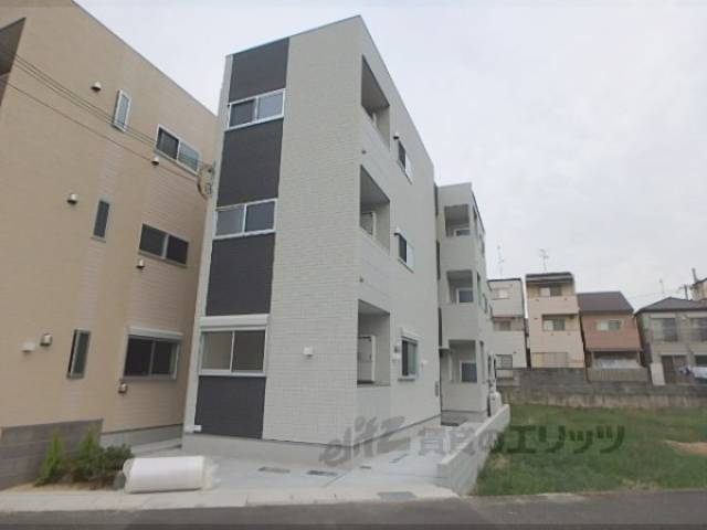 ハーモニーテラス大宅早稲ノ内町外観写真1