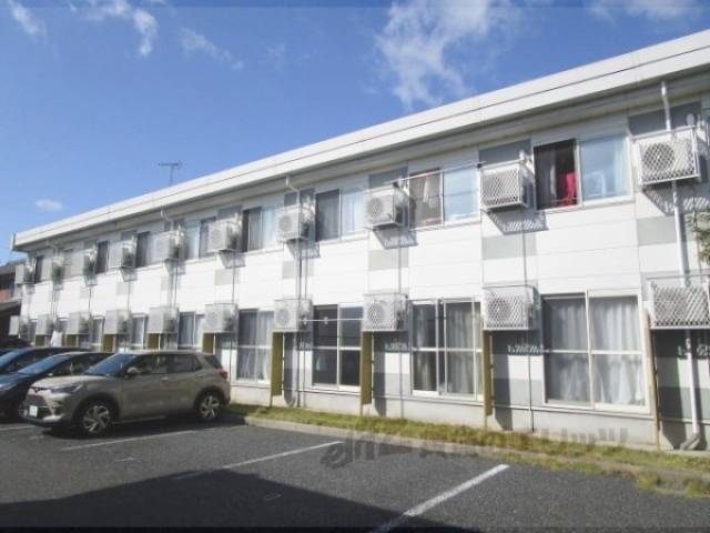 レオパレスグレース十里外観写真2