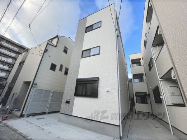 プリマヴェーラ九条外観写真2