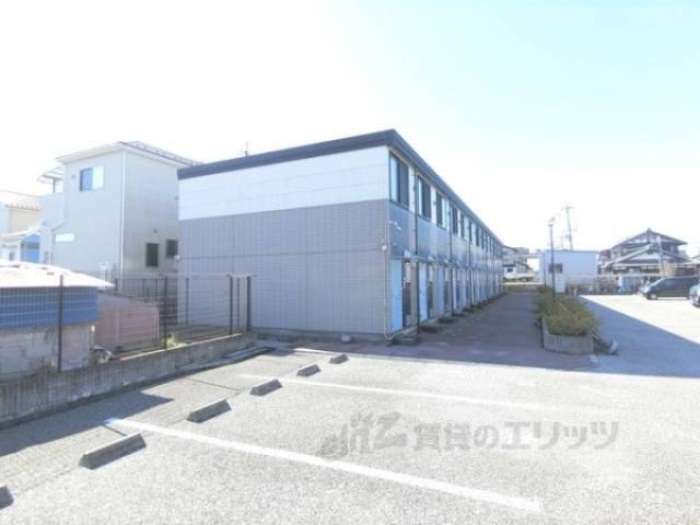 レオパレスレイクウエスト外観写真3