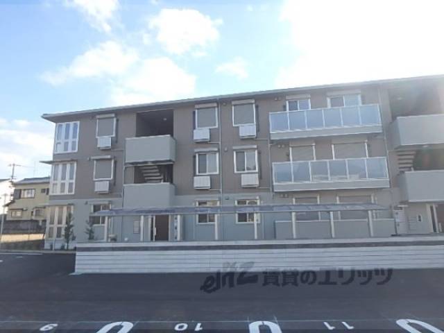 オリーブ嵯峨外観写真3