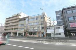 山内ビル外観写真