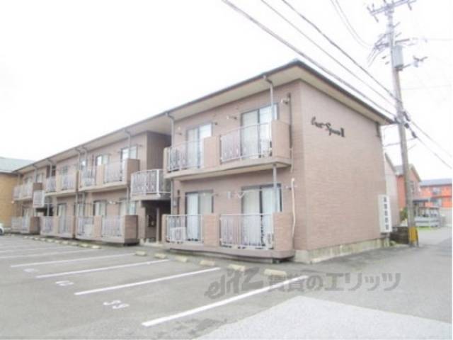 Ｃｒｅｓｔ　ｓｑｕａｒｅ　２外観写真1