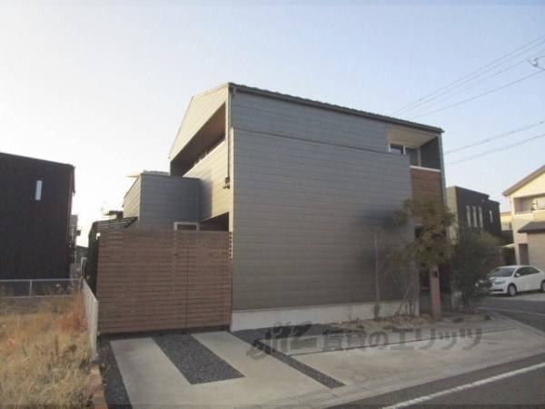 128127の外観写真