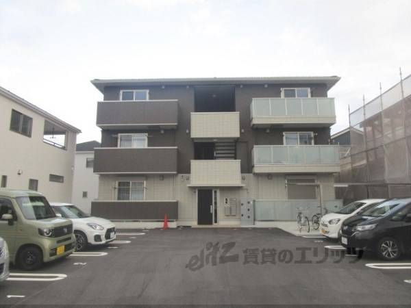 128198の外観写真