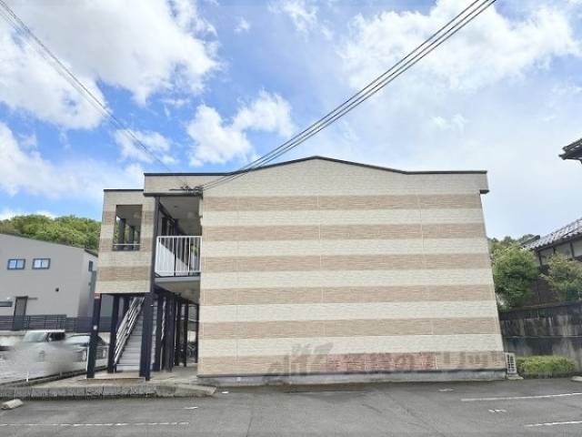 レオパレスセジュール３外観写真2