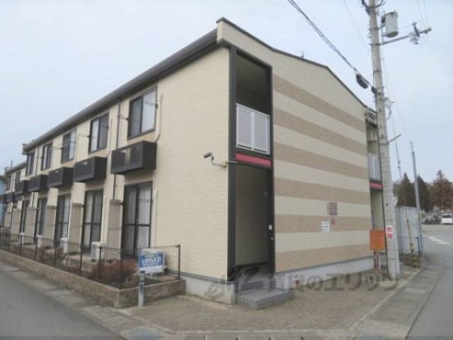 レオパレスエレガンス藤外観写真2