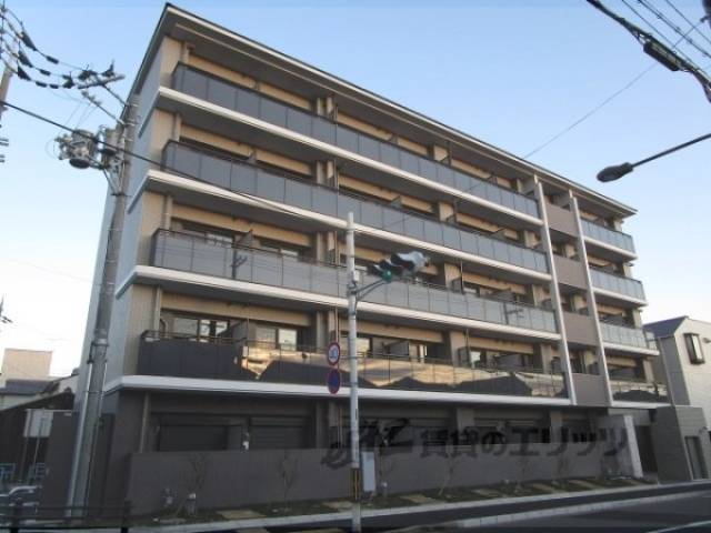 ファーストフィオーレ京都円町外観写真1