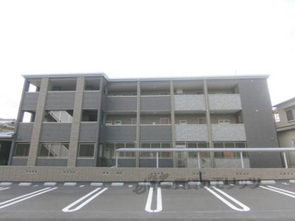 128657の外観写真