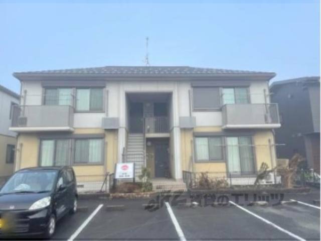 メゾンラッキービレッジ２外観写真2