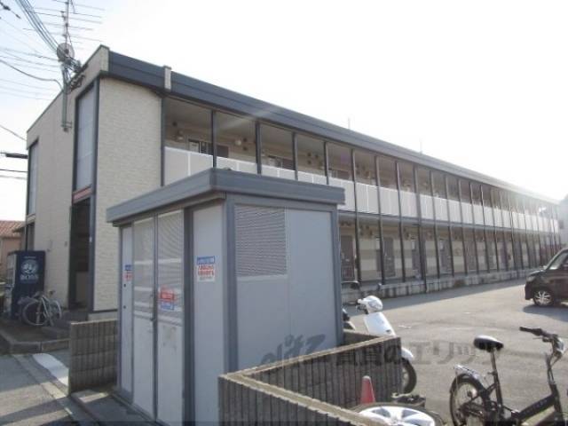 レオパレススマイル成田外観写真2