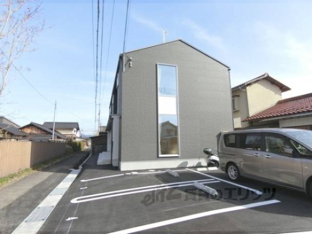 グリシーヌ竜田外観写真2