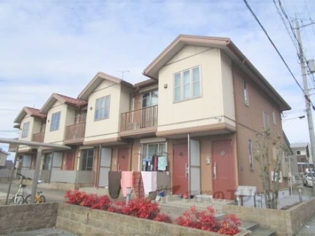 ブリリアント　ヒルズ外観写真1