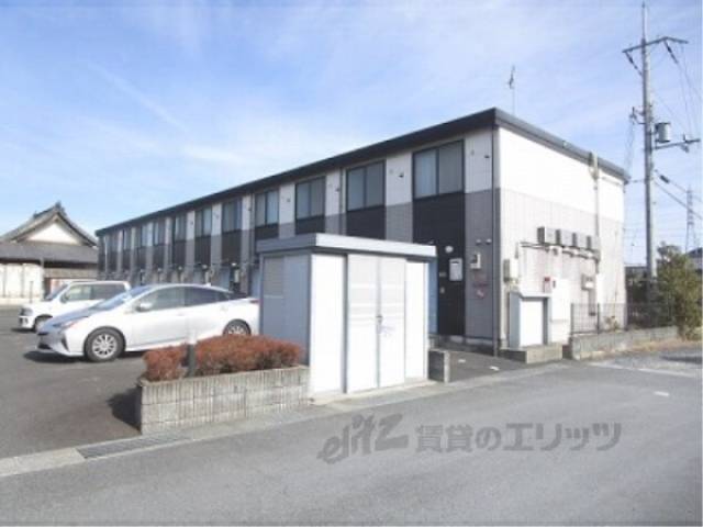 レオパレスエスポワール外観写真1