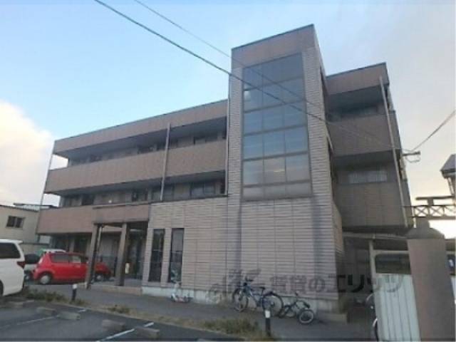 ロイヤルレインボー中主外観写真1