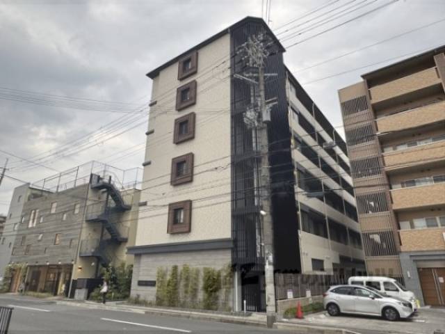 クレアドーレ京都二条外観写真2