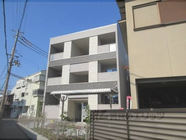 ディアコート栗栖野外観写真3