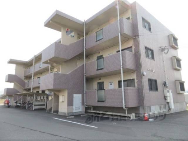ルミエール稲葉外観写真1