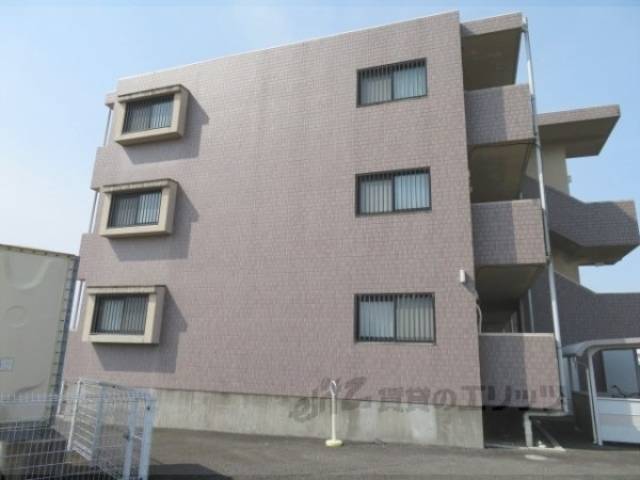 ルミエール稲葉外観写真2