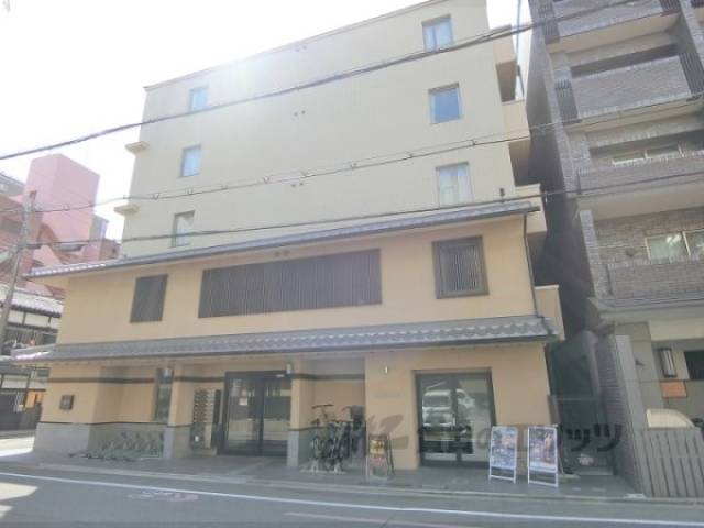 グランレブリー烏丸御池外観写真3