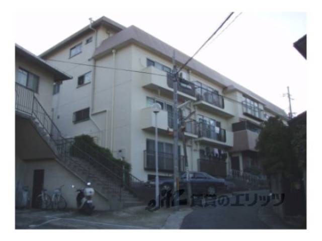 ハイツ東山外観写真1