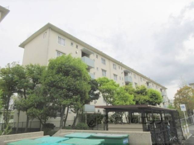 平城第１団地１７号棟外観写真2