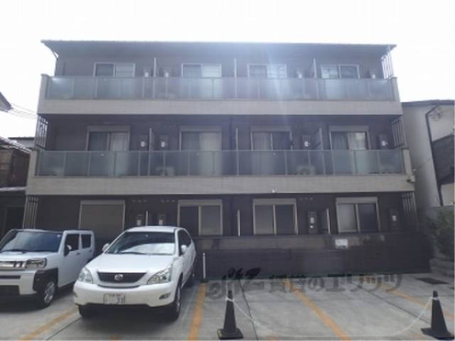 パレ五条清水外観写真2