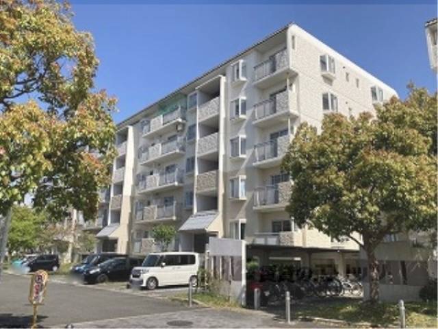 平城左京団地１９号棟外観写真1