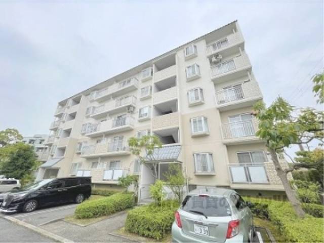 平城左京団地１４号棟外観写真1