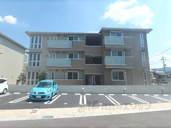 130377の外観写真