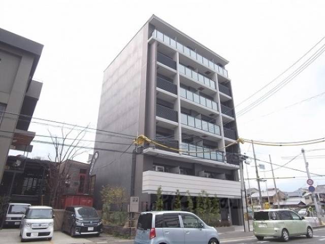 ファーストフィオーレ京都西京極外観写真2