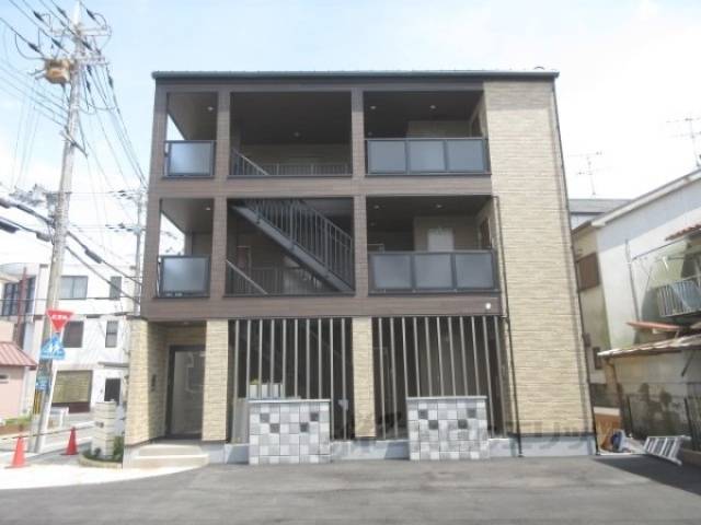 ラフィーネ富野外観写真2