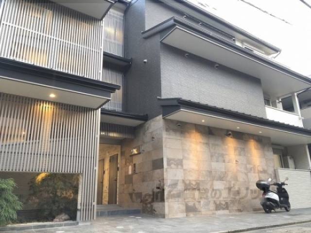 アールグランツ東船岡外観写真3