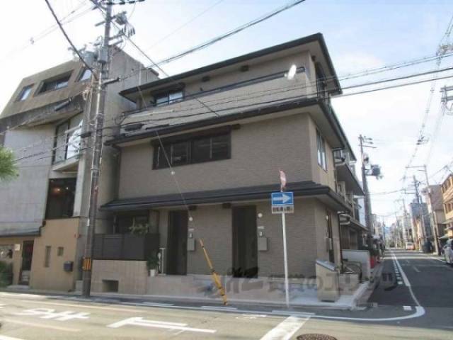 グレース二条外観写真1